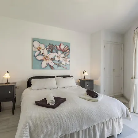 Madreselva Villa *