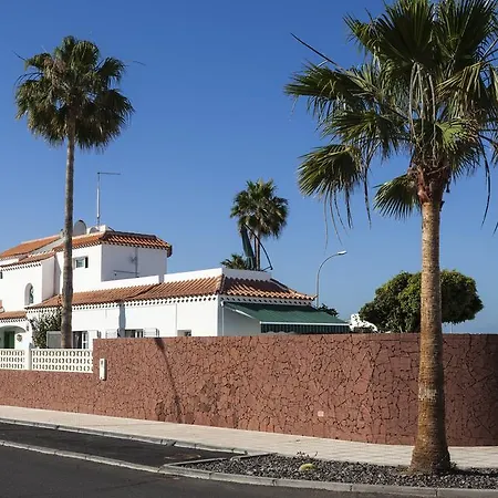 Madreselva Villa *